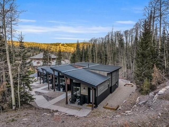 Townhouse for sale in Brian Head, Utah