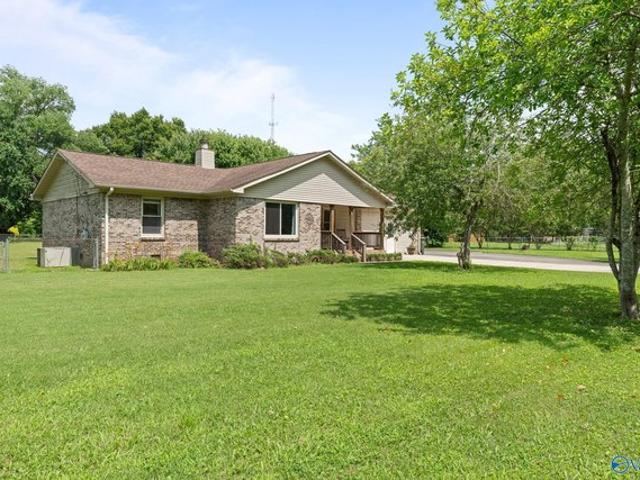 House for sale in Hazel Green, Alabama