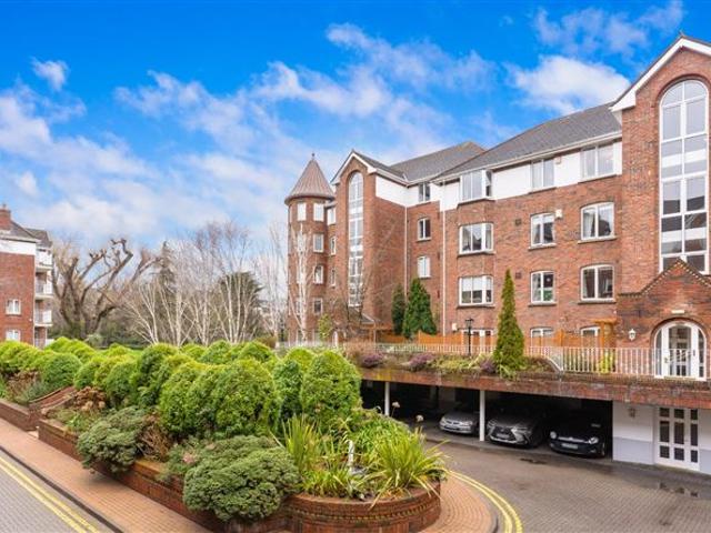 Apartment for sale in Bluebell, North Tipperary