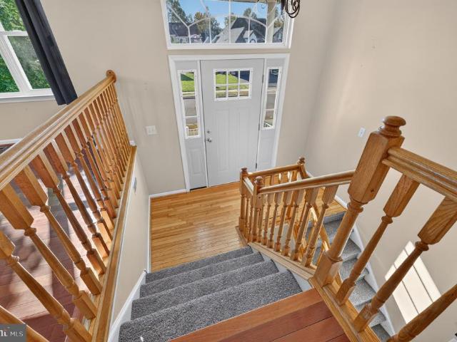 House for sale in Weathervane Farms, East Greenwich Township