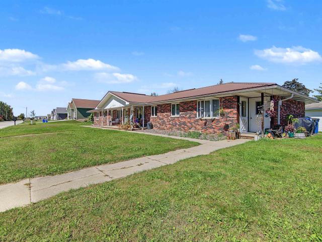 House for sale in Pulaski, Brown County