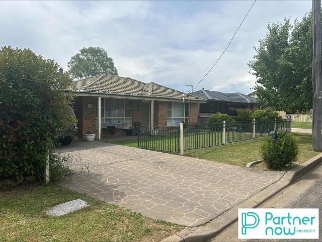House for rent in Tamworth
