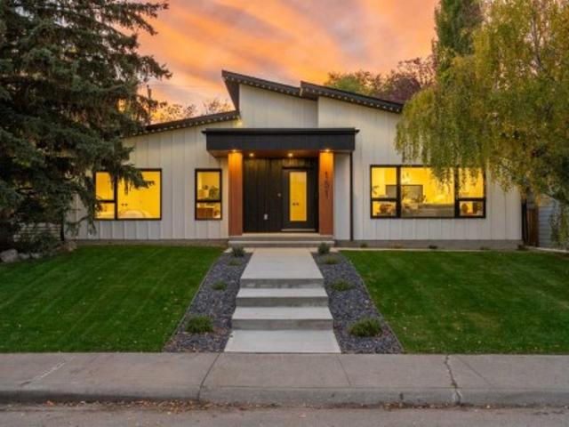 House for sale in Wildwood, Calgary