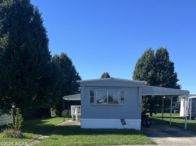 House for sale in Four Seasons, Wapakoneta