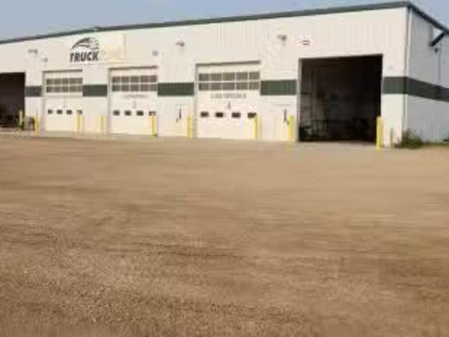 House for rent in Woking, Alberta