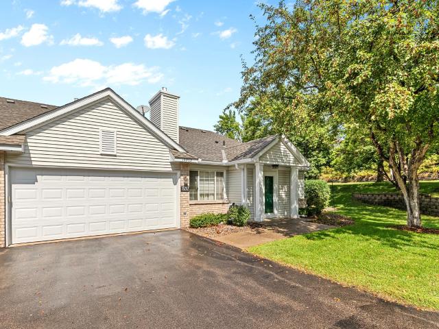 Townhouse for sale in Burnsville, Minnesota