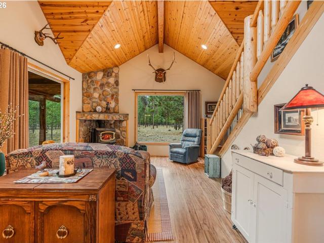 House for sale in La Pine, Klamath County