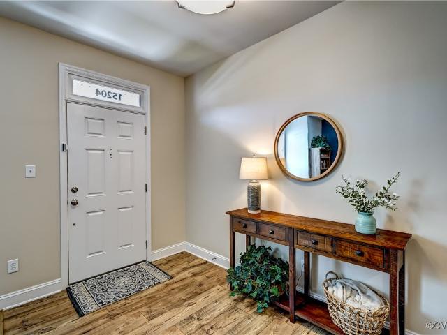 Townhouse for sale in Chesterfield