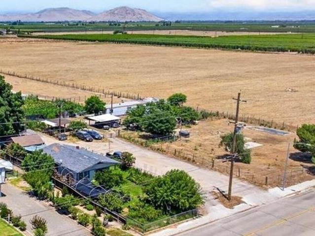 House for sale in Parlier, California
