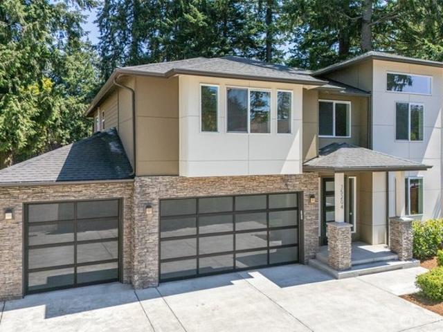 House for sale in Shoreline, Washington