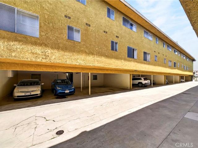 Townhouse for sale in Gardena, California