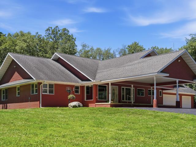 House for sale in Whiteside, Illinois