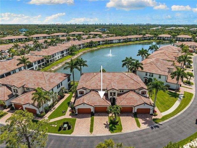 Condo for sale in Naples, Florida