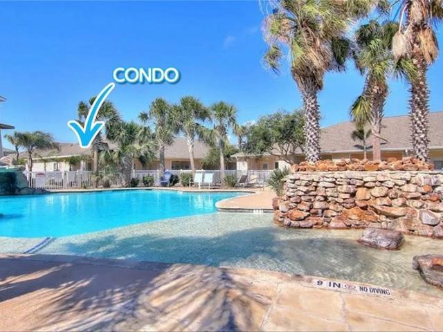 Townhouse for sale in Corpus Christi, Nueces County