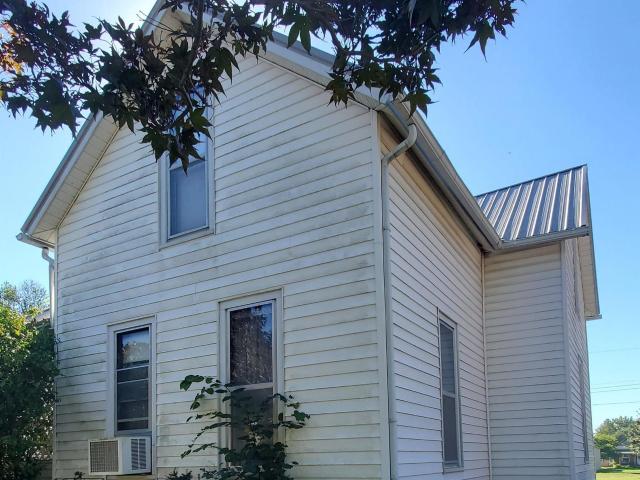 House for sale in Fort Madison, Lee County