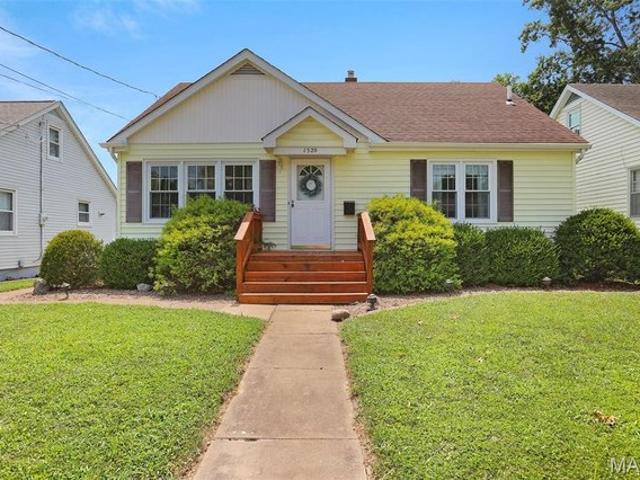 House for sale in Washington, Missouri