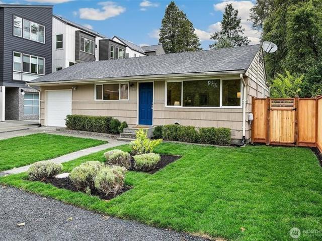 House for sale in Briarcrest, Shoreline