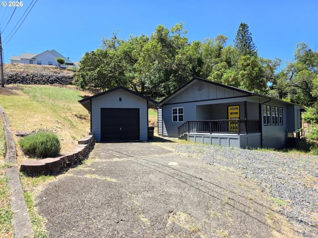 House for sale in Oregonia
