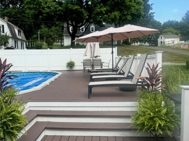 House for sale in Coshocton, Coshocton County