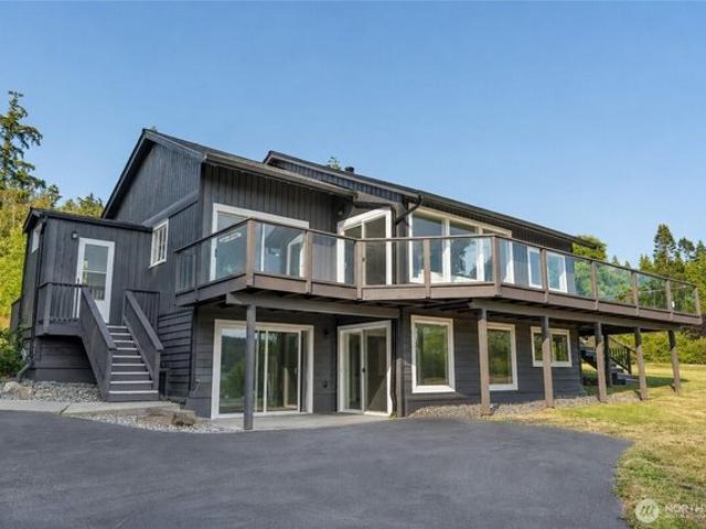 House for sale in Anacortes, Washington