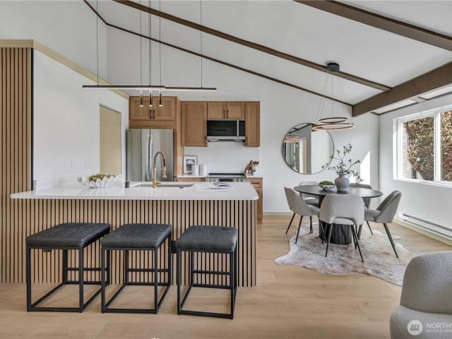 Condo for sale in Tukwila, Washington