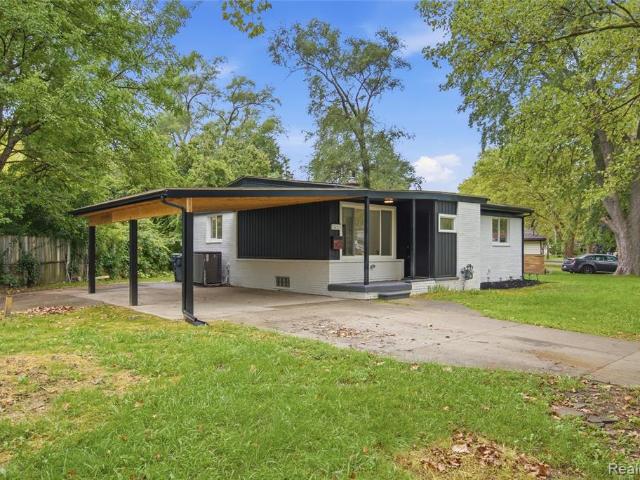 House for sale in Oak Park, Oakland County