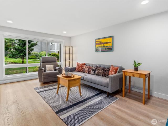 Condo for sale in Bellevue, Washington