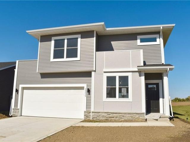 House for sale in Urbandale, Iowa
