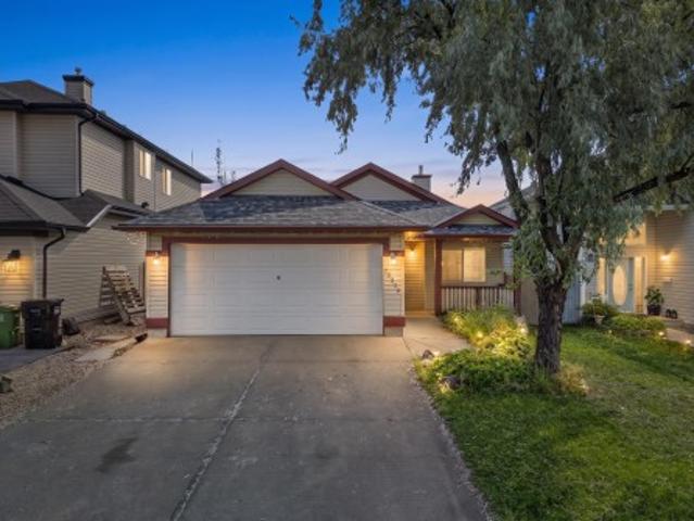 House for sale in Wedgewood, Alberta