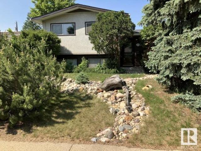 House for sale in Edmonton