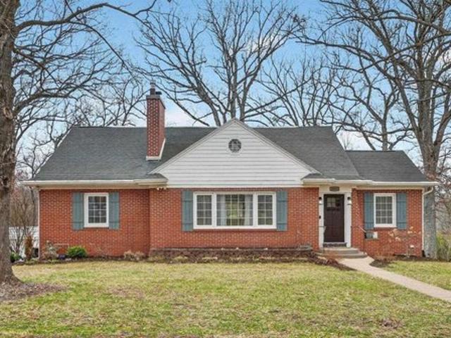 House for sale in Cedar Falls, Iowa