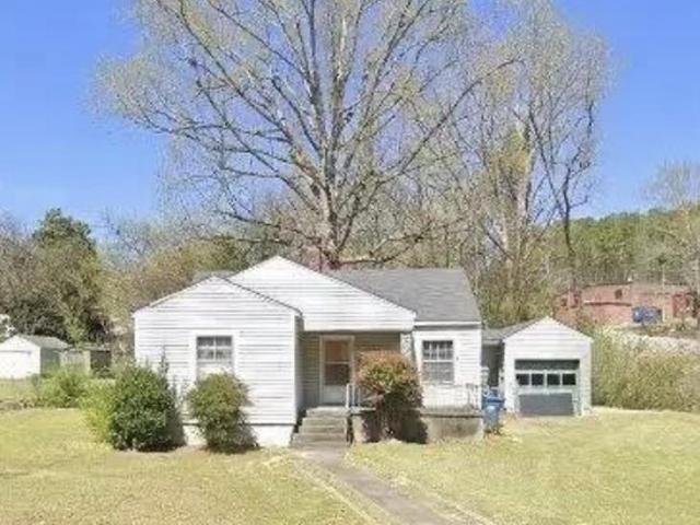 House for sale in Anniston, Alabama