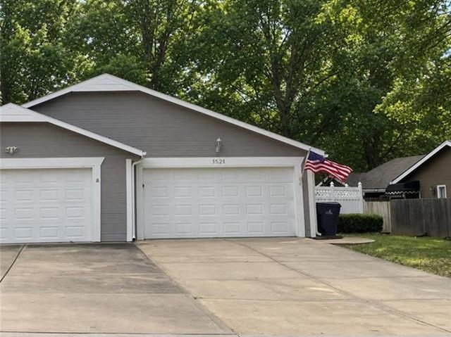 Townhouse for sale in North Ridge Subdivision, Olathe