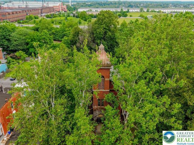 House for sale in Bethlehem, Pennsylvania