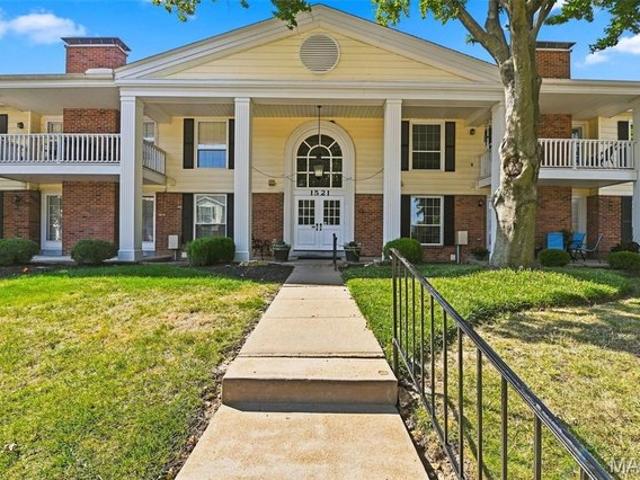 Condo for sale in Chesterfield, Saint Louis County