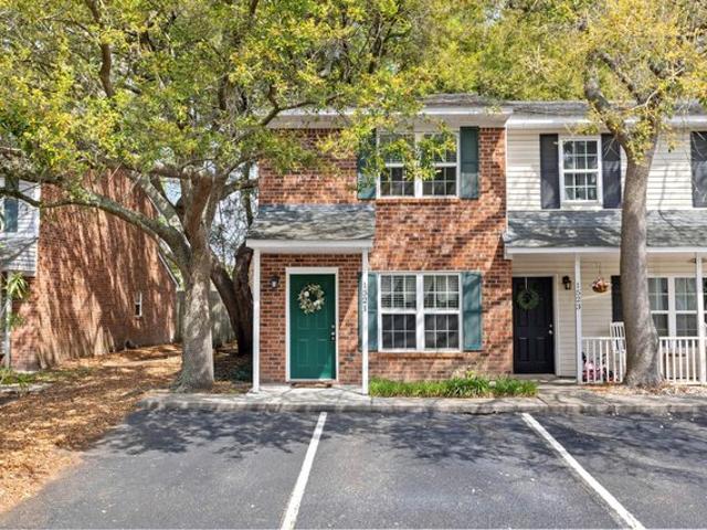 Townhouse for sale in Mount Pleasant, South Carolina