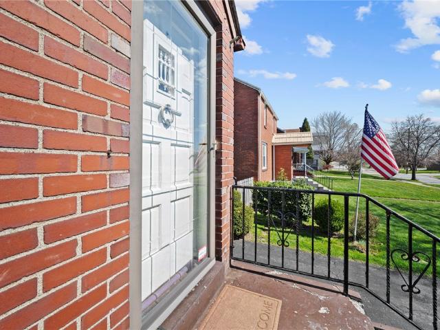 House for sale in Natrona Heights, Pennsylvania