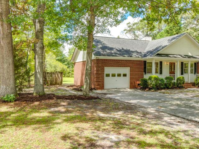 House for sale in Elgin, South Carolina