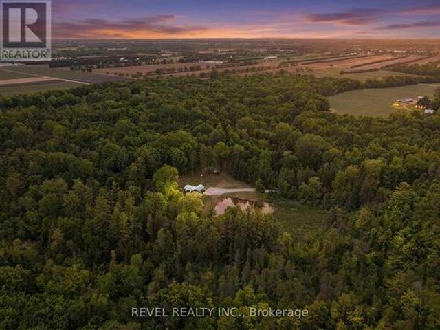 House for sale in Ontario