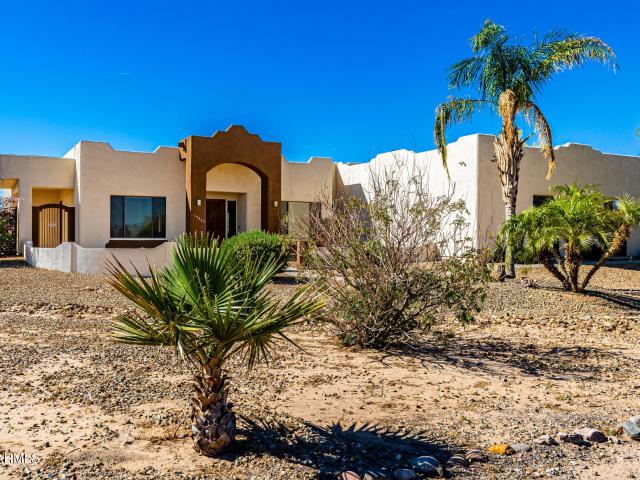 House for sale in Surprise, Arizona