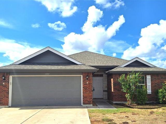 House for sale in Lockhart, Caldwell County