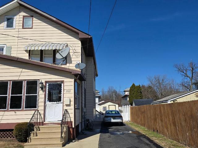 Property for sale in Crosswicks, New Jersey