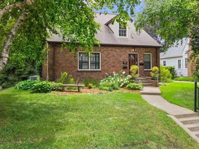 House for sale in Snelling - Hamline, Saint Paul
