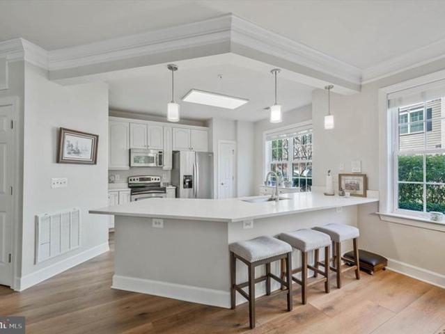 Condo for sale in Virginia