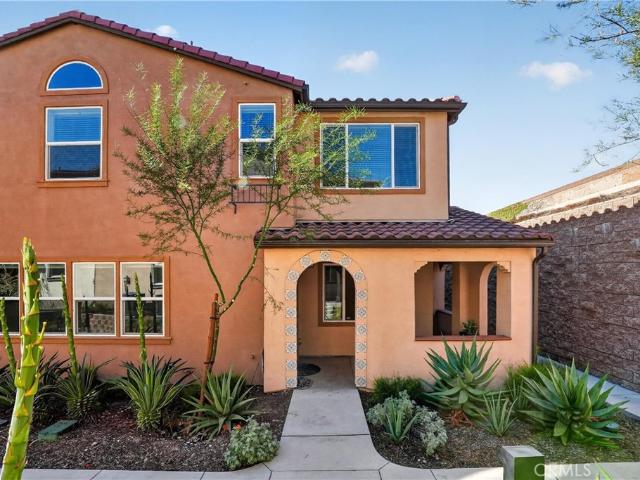 Condo for sale in The Retreat, Fontana
