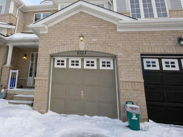 Townhouse for sale in Woburn, Ontario