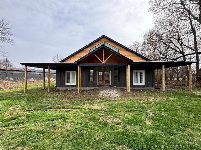 House for sale in Scottsburg, Indiana