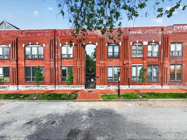 Condo for sale in Saint Louis, Missouri
