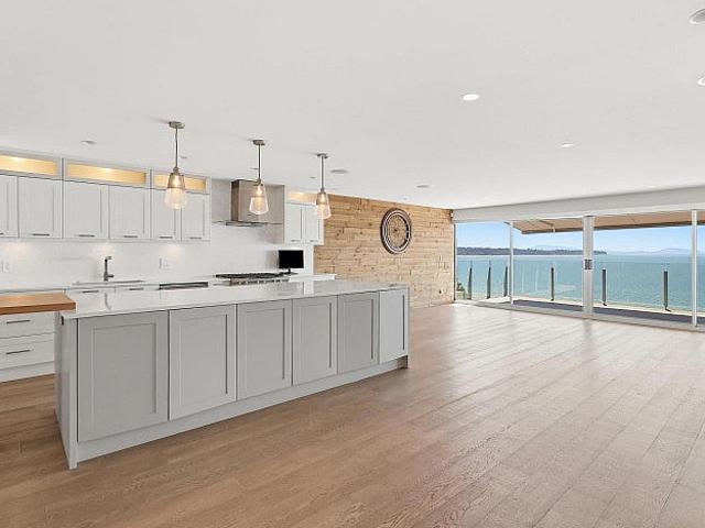 Apartment for rent in White Rock, British Columbia