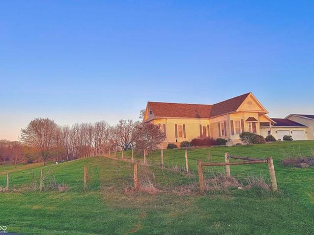House for sale in Hope, Indiana